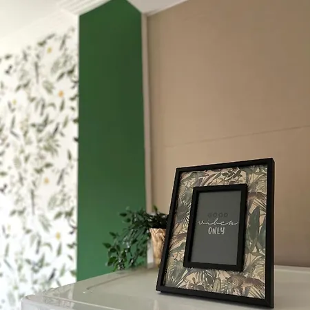 Verde, Amplio Apartamento En Appartement
